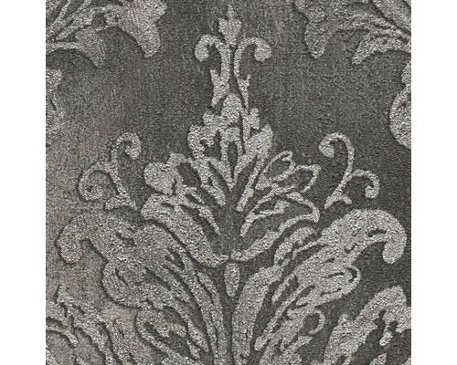 Detail šedej tapety s kvetinovým vzorom