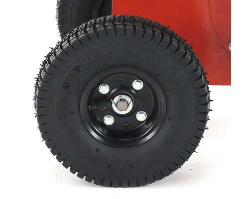 Čierne koleso s profilom pneumatiky pre záhradnú techniku alebo fúriky