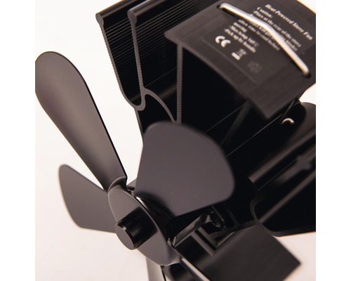 Ventilátor kachlí so štyrmi lopatkami