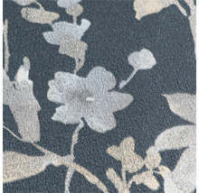 Detailný pohľad na tapetu s kvetinovým vzorom