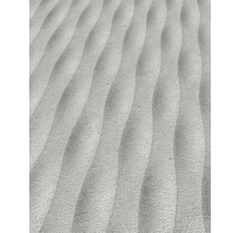 Detail štruktúrovanej tapety s vlnitým vzorom