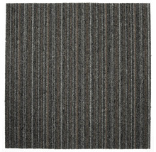 Kobercová štvorcová dlaždica s prúžkovaným vzorom