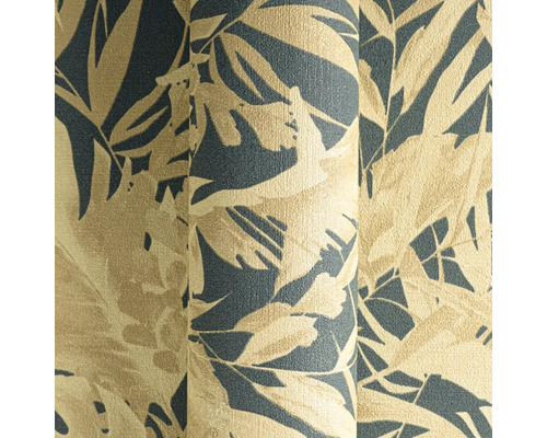 Rola tapety s rastlinným vzorom