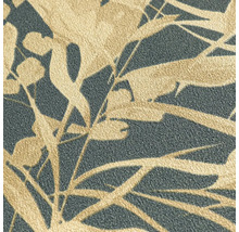 Detail vzorovanej tapety s rastlinnými motívmi