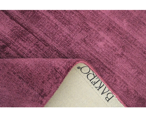 Detailný záber koberca BAKERDO s tkanou textúrou