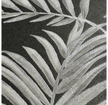 Detail štruktúrovanej tapety s motívom listov