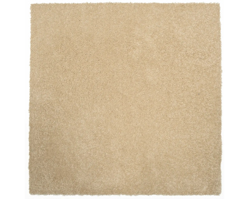 Štvorcový koberec s vysokým vlasom