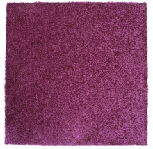 Štvorcový koberec s vysokým vlasom