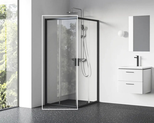 Kúpeľňa so sprchou, umývadlom a zrkadlom