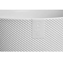 Detailný pohľad na kvetináč s logom Elho a geometrickým vzorom