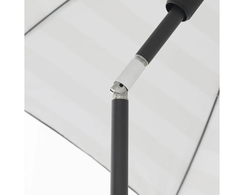 Detailný pohľad na slnečník s nastaviteľným kĺbom