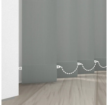 Sivé lamelové závesy s retiazkovým ovládaním na reguláciu svetla