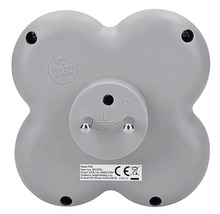 Rozbočovacia zásuvka so štyrmi zásuvkami na zadnej strane