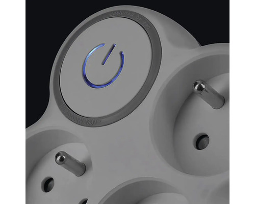 Rozbočovacia zásuvka s vypínačom a zásuvkami