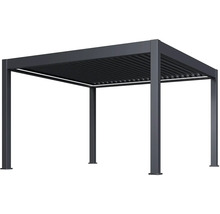 Voľne stojaca terasa so strechou s lamelami