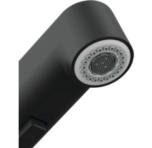 Detailný pohľad na sprchovú hlavicu kuchynskej batérie