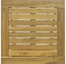 Detailný pohľad na dosku stola z drevených lamiel