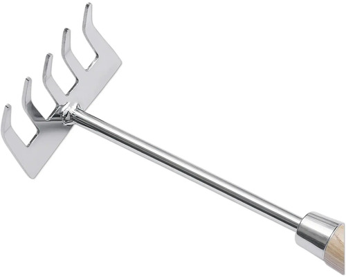 Kovové hrable záhradné náradie