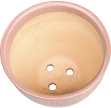 Terakotový kvetináč s drenážnymi otvormi