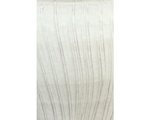 Detail tapety s pruhovaným vzorom