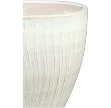 Detailný pohľad na štruktúrovaný kvetináč