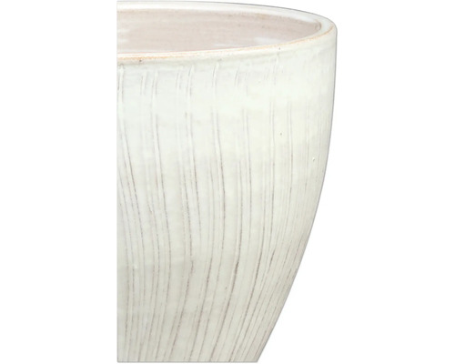 Detailný pohľad na štruktúrovaný kvetináč