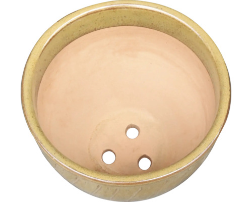 Keramický kvetináč s tromi otvormi na odvodnenie