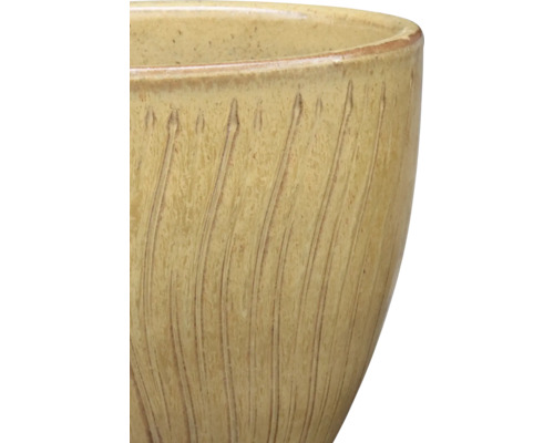 Keramický kvetináč s ryhovaným vzorom