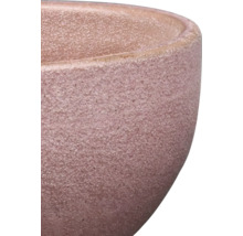 Detail kvetináča s hrubým povrchom