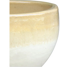 Detailný pohľad na keramický kvetináč