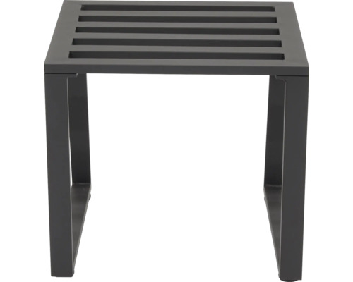 Kovová stolička s lamelovým sedadlom