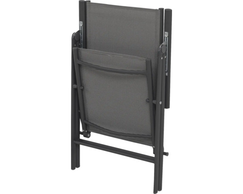 Zložené záhradné kreslo s textilným poťahom a kovovým rámom