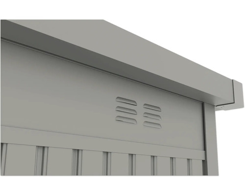 Detailný pohľad na kovový záhradný box s vetracími otvormi