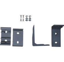 Upevňovací materiál a uholníky na montáž