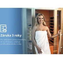 Žena pred infrasaunou s trojročnou zárukou