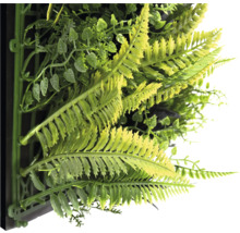 Umelá rastlinná stena s papradím a listami