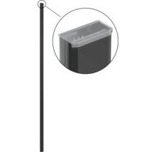 Stĺpik plota s nasadenou nádobou