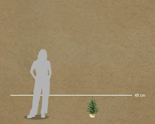 Dekoratívny vianočný stromček s dĺžkou 45 centimetrov.