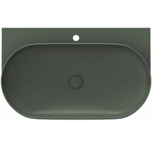 Pohľad zhora na keramické umývadlo s otvorom pre batériu