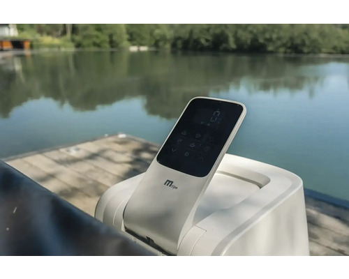 Ovládací prvok vírivky pri jazere