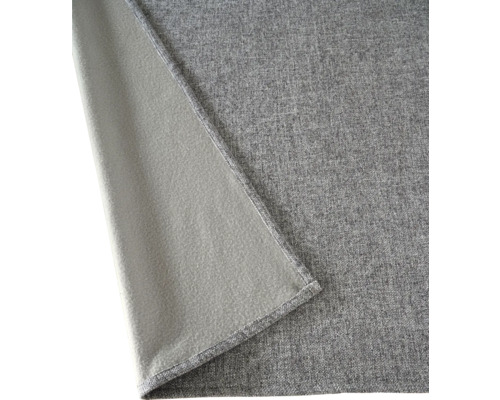 Sivá fleecová deka s tkaným povrchom