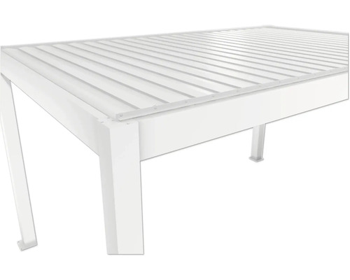 Záhradný stôl s lamelovou doskou