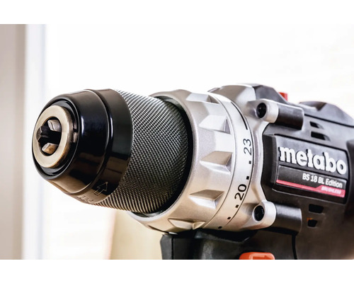 Detailný záber vŕtačky Metabo