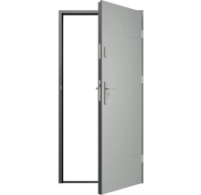 Otvorené vonkajšie dvere s kľučkou a zámkom