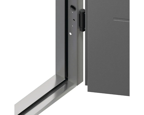 Detailný pohľad na sivé interiérové dvere s rámom a kovaním