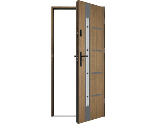 Otvorené vchodové dvere so sklenenou vložkou a vzhľadom dreva