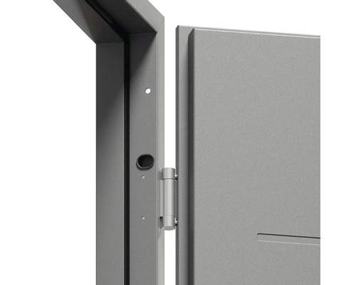 Detail dverí s rámom dverí a závesom