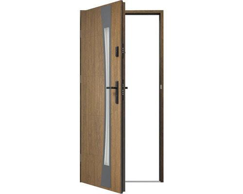 Otvorené vchodové dvere s dreveným dekórom a bezpečnostným kovaním