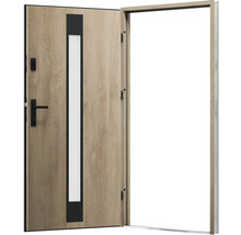 Otvorené vchodové dvere so sklenenou vložkou