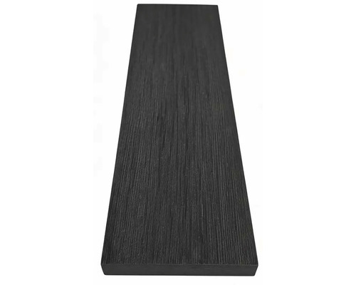 Terasa z drevoplastu